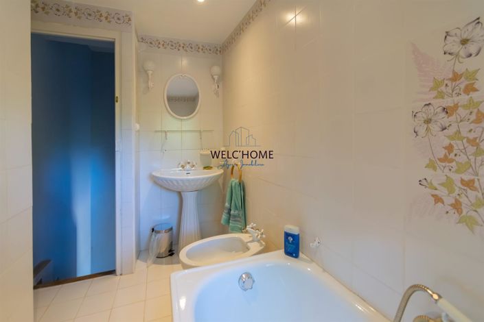 Image No.26-5 Bed House for sale