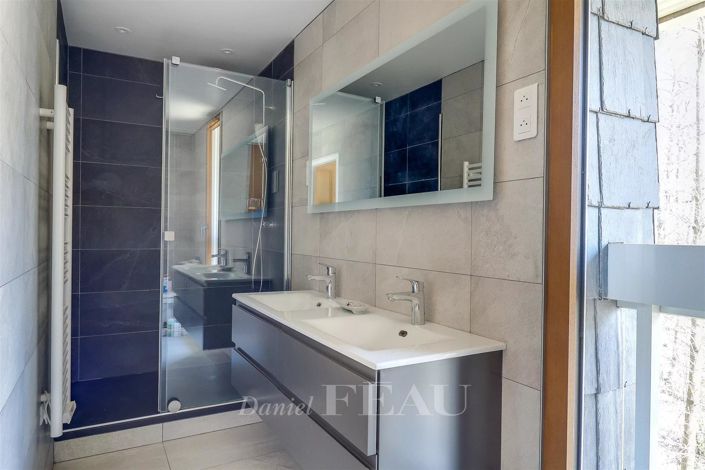 Image No.6-6 Bed Apartment for sale