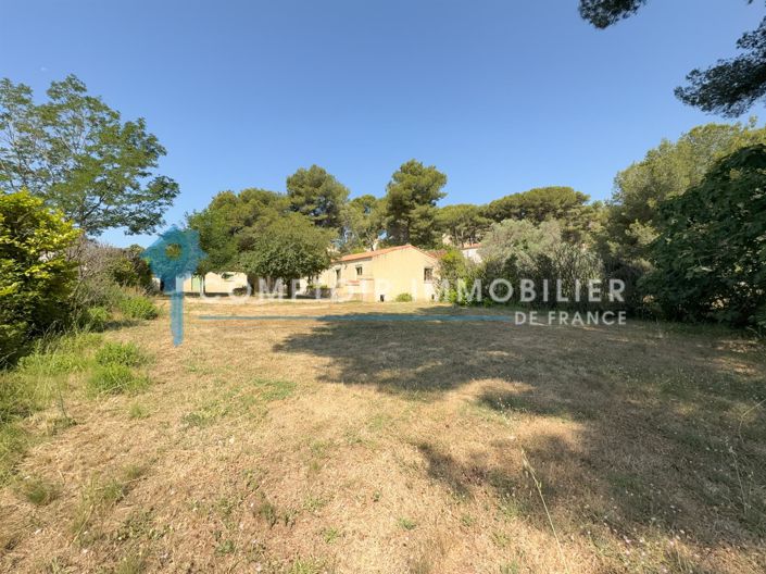 Image No.1-4 Bed House for sale