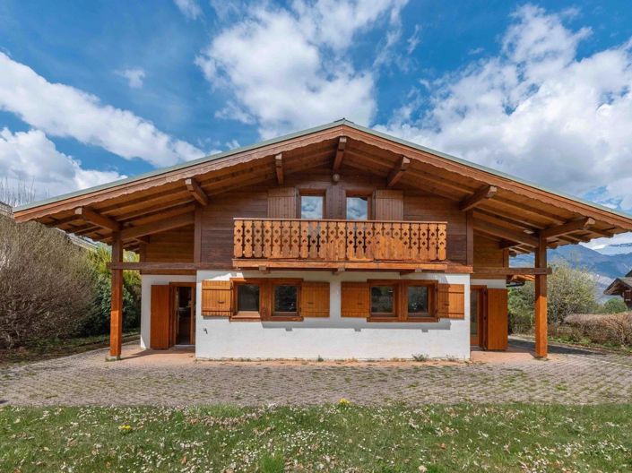 Image No.10-5 Bed House for sale