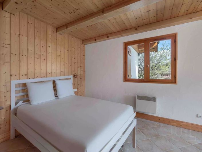 Image No.7-5 Bed House for sale