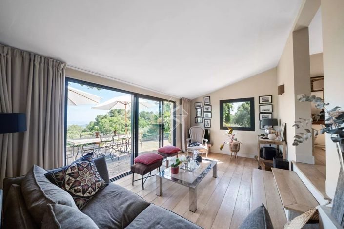 Image No.6-Maison de 7 chambres à vendre à Grasse