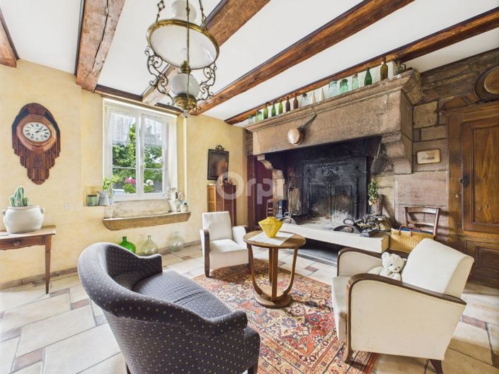 Image No.7-8 Bed House for sale