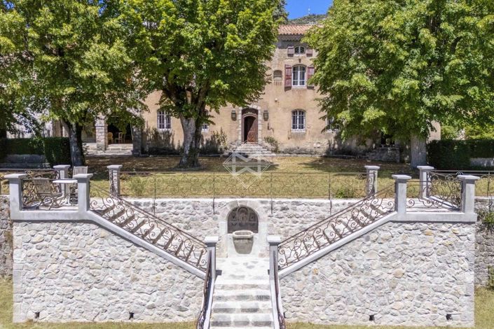 Image No.20-Maison de 10 chambres à vendre à Andon