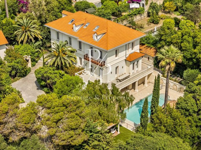Image No.1-10 Bed House for sale