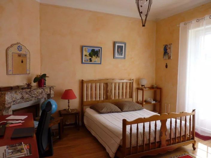 Image No.5-3 Bed House for sale