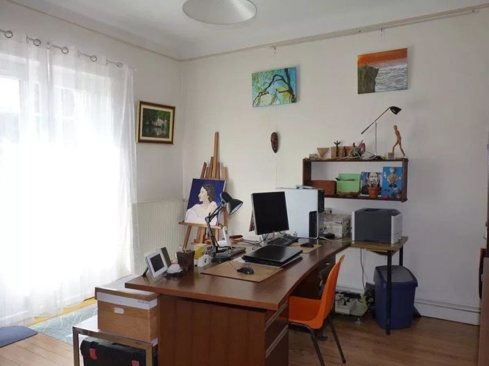 Image No.7-3 Bed House for sale