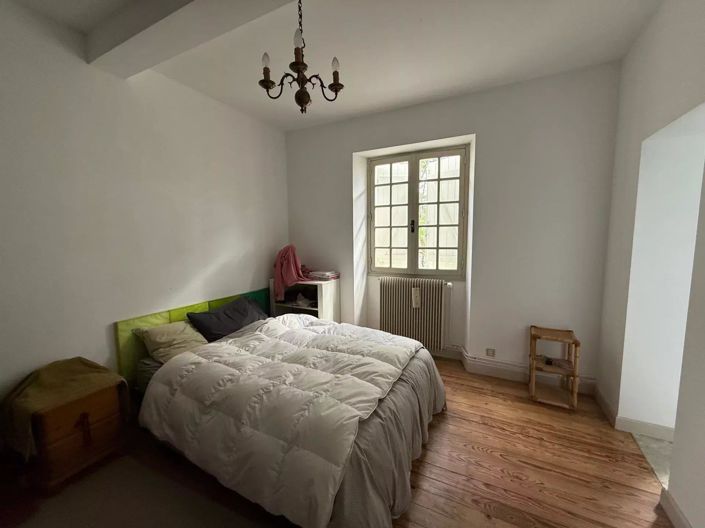 Image No.6-4 Bed House for sale