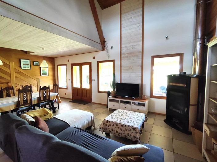 Image No.3-5 Bed House for sale