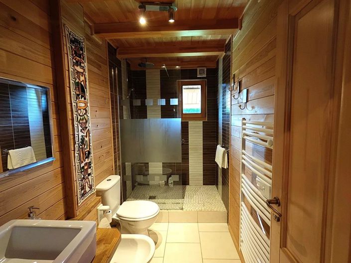 Image No.6-5 Bed House for sale