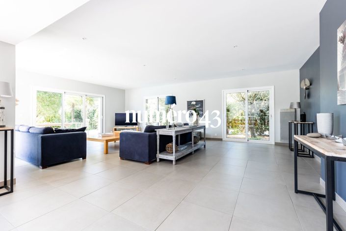 Image No.10-Propriété de 6 chambres à vendre à Vendays-Montalivet