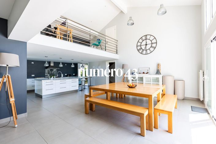 Image No.3-Propriété de 6 chambres à vendre à Vendays-Montalivet