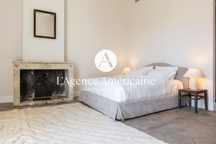 Image No.13-11 Bed Property for sale