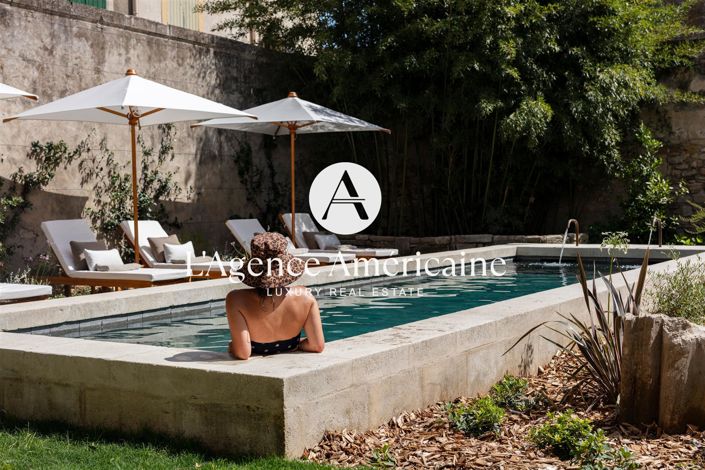 Image No.3-11 Bed Property for sale