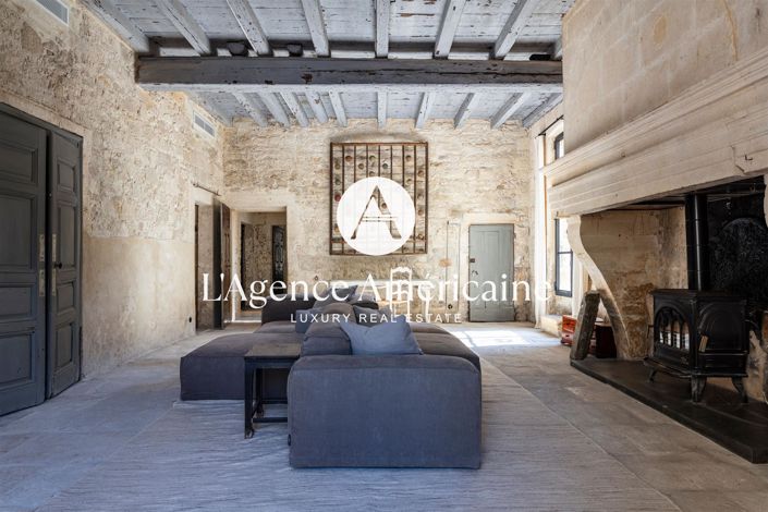 Image No.8-11 Bed Property for sale