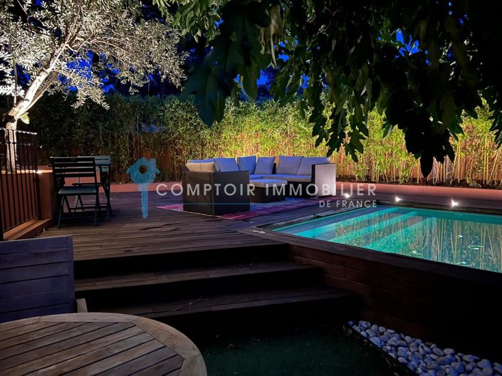 Image No.8-3 Bed House for sale