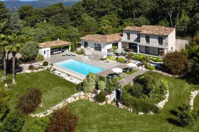 1 - Roquefort-les-Pins, House