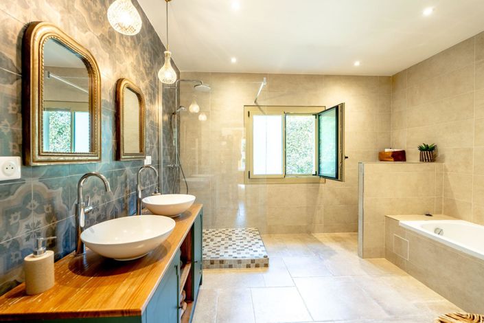 Image No.7-4 Bed House for sale