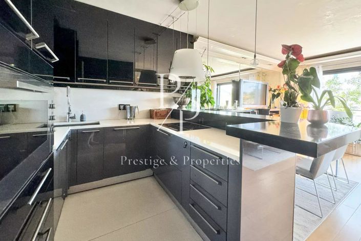 Image No.4-Appartement de 3 chambres à vendre à Cannes