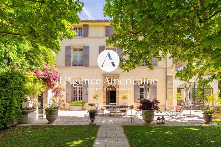 Image No.3-8 Bed Property for sale