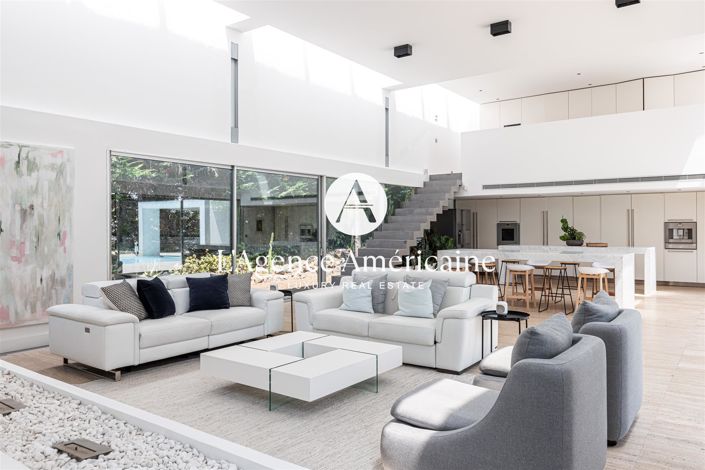 Image No.1-Propriété de 5 chambres à vendre à Biot