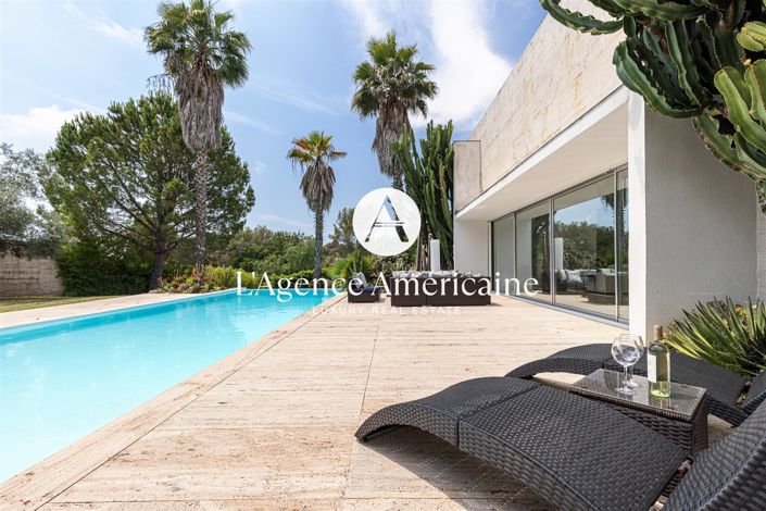 Image No.3-5 Bed Property for sale