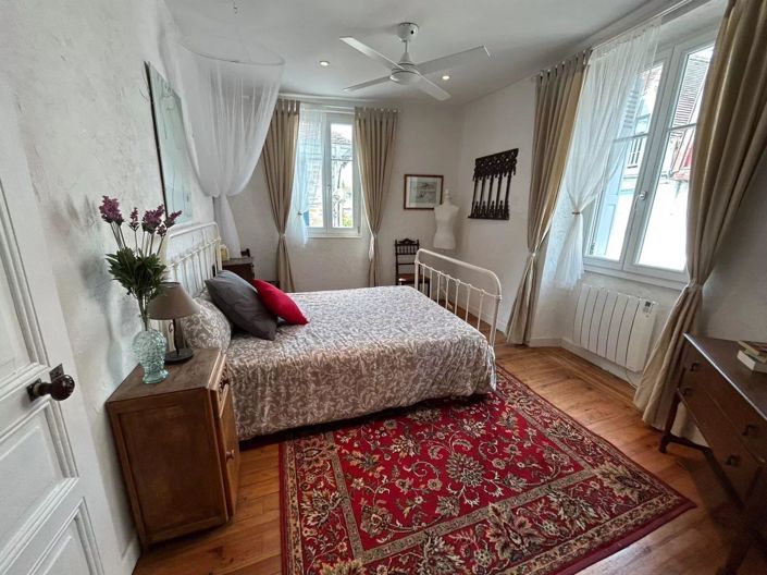 Image No.7-2 Bed House for sale