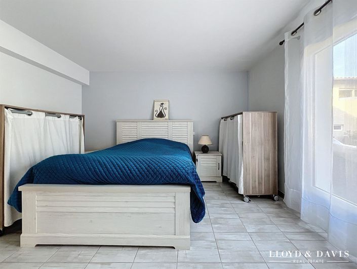 Image No.11-4 Bed House for sale