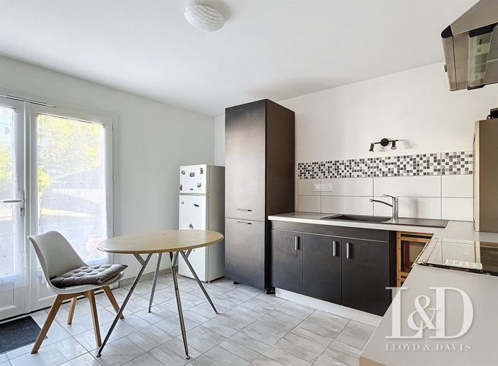 Image No.15-4 Bed House for sale