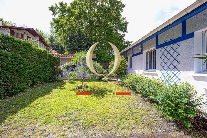 Image No.14-4 Bed House for sale