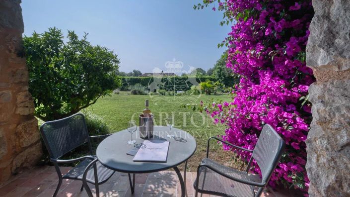 Image No.11-5 Bed House for sale