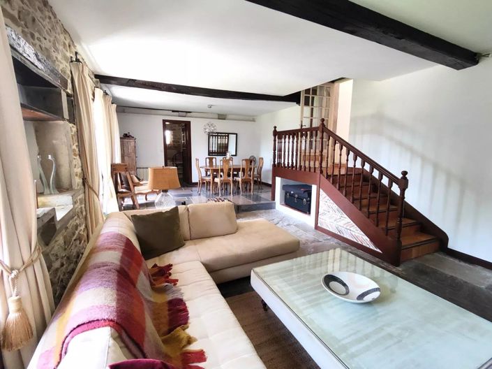 Image No.14-6 Bed House for sale