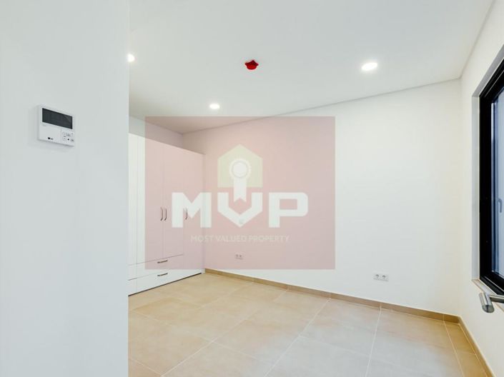 Image No.26-2 Bed Apartment for sale