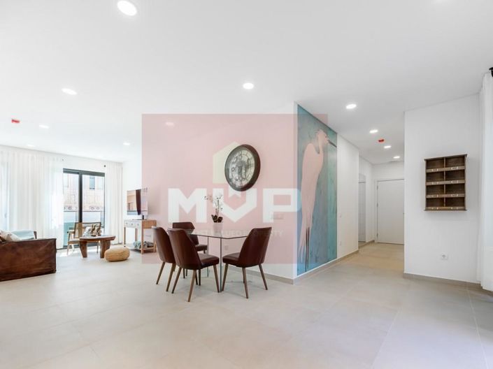 Image No.35-2 Bed Apartment for sale