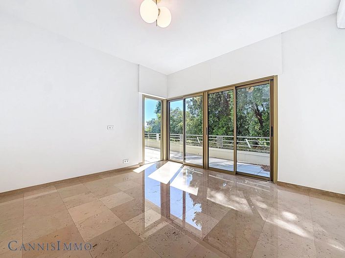 Image No.11-Appartement de 3 chambres à vendre à Cannes