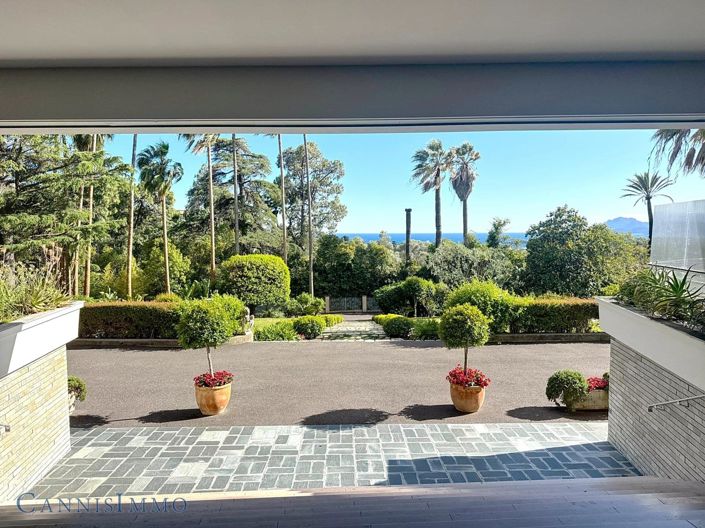 Image No.12-3 Bed Apartment for sale