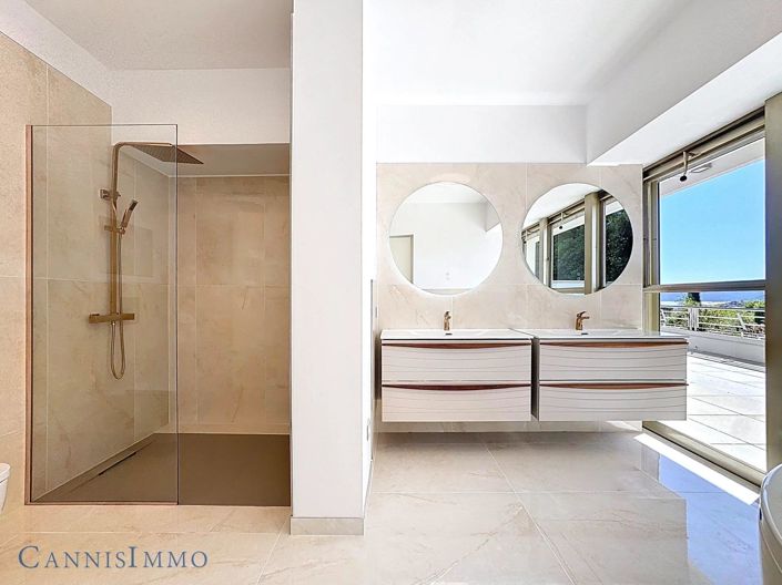 Image No.9-Appartement de 3 chambres à vendre à Cannes