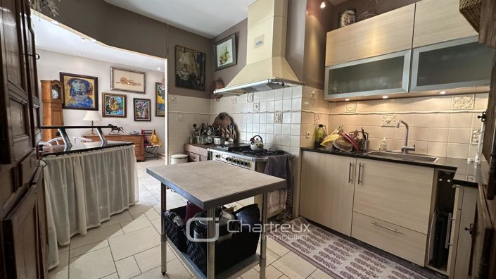 Image No.11-5 Bed House for sale