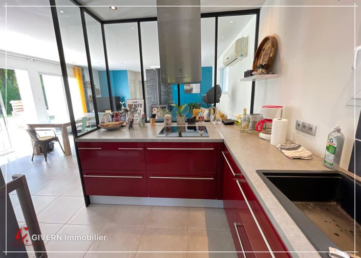 Image No.6-3 Bed House for sale