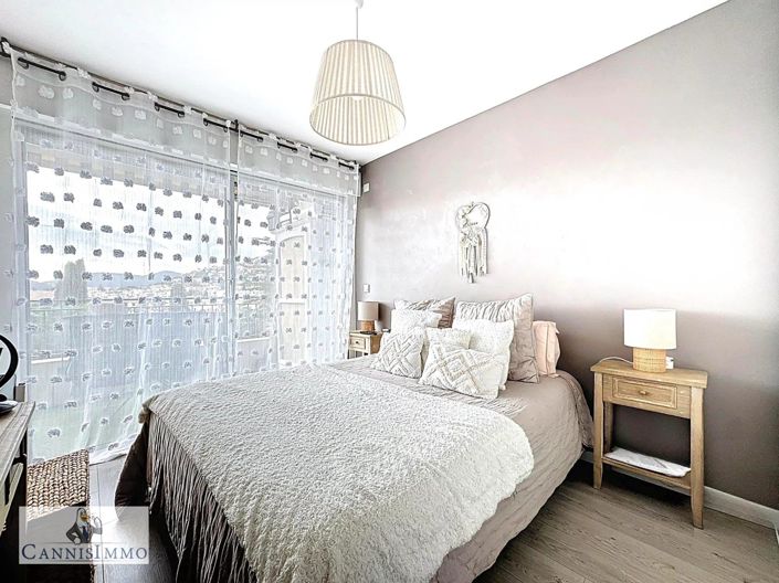 Image No.6-3 Bed Apartment for sale