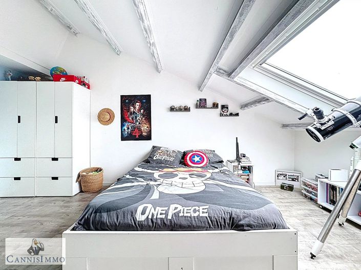 Image No.8-3 Bed Apartment for sale