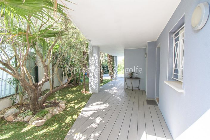 Image No.21-4 Bed House for sale