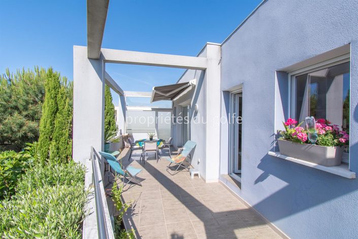 Image No.3-4 Bed House for sale