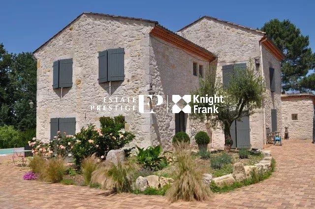Image No.1-5 Bed House for sale