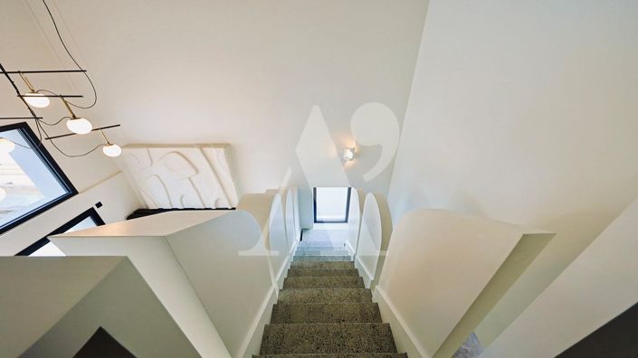 Image No.13-4 Bed House for sale