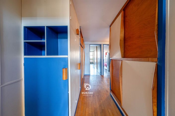 Image No.10-3 Bed Apartment for sale