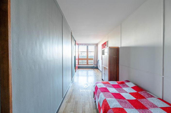 Image No.12-3 Bed Apartment for sale