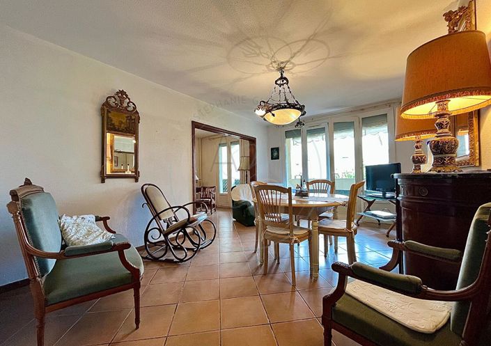 Image No.1-3 Bed Apartment for sale