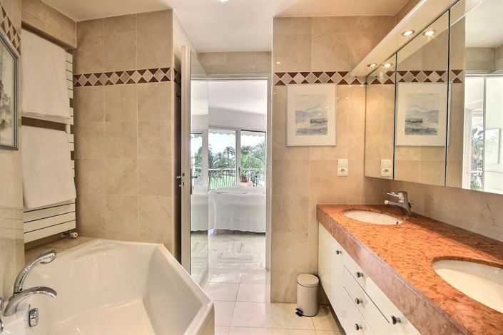 Image No.18-2 Bed Apartment for sale