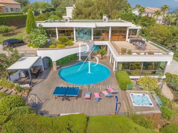 Image No.2-6 Bed House for sale